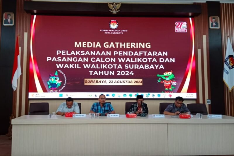 Media Gathering pelaksanaan pendaftaran pasangan Calon Wali Kota dan Wali Kota Surabaya 2024 di Kantor KPU Surabaya, Jumat (23/8/2024) | Foto: Dwd/BI