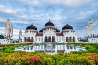 Ilustrasi Masjid Raya Baiturrahman Banda Aceh | Foto: dok. Indonesia Travel