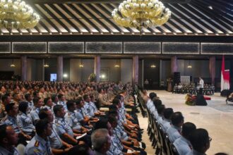 Presiden Joko Widodo (Jokowi) memberikan pengarahan kepada pejabat TNI dan Polri, Istana Negara IKN, Kamis (12/09/2024) | Foto: Humas Setkab