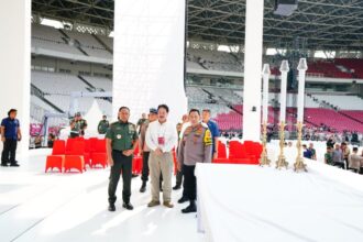 Kapolri Jenderal Listyo Sigit Prabowo dan Panglima TNI Jenderal Agus Subiyanto saat meninjau posko operasi Tribrata Jaya di Gelora Bung Karno (GBK) dan Stadion Madya, Jakarta Pusat, Rabu (4/9/2024) | Foto: Hum/Polri