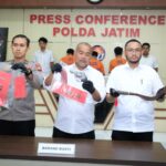 Konferensi pers ungkap kasus pencurian kendaraan bermotor di wilayah Jember yang berlangsung di Mapolda Jawa Timur, Senin (9/9/2024) | Foto: Ark/BI