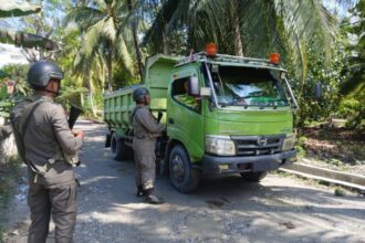 Razia kendaraan di Kabupaten Poso, Sulawesi Tengah | Foto: Polri