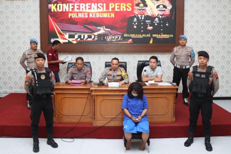 Para tersangka sedikitnya telah menggelapkan kendaraan sepeda motor berbagai merk sebanyak 4 unit | Foto: dok. Hum-res Kebumen