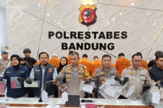 Konferensi pers ungkap kasus pencurian motor di Polrestabes Bandung, Selasa (29/10/2024) | Foto: dok. Polri