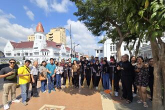 Keseruan City Tour yang menjadi salah satu agenda dalam Humboldt Kolleg – Translate Southeast Asia 2024 | Foto: dok. Humas PCU