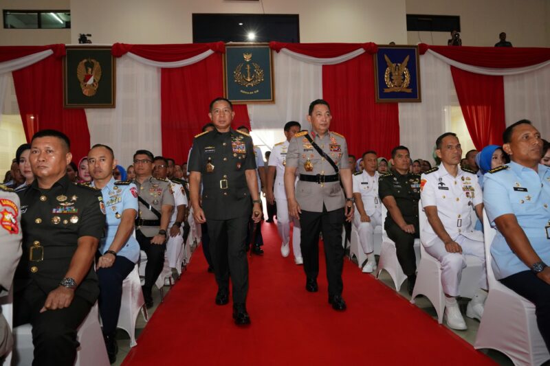 Upacara penutupan Dikreg ke-52 Sesko TNI bertempat di Markas Komando Sesko TNI, Bandung, Jawa Barat, Selasa (26/11/2024) | Sumber Foto: Puspen TNI