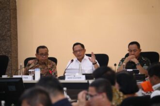 Mendagri Tito Karnavian dalam Rakor Tingkat Menteri Persiapan Libur Nataru 2025 di Kantor Kemenko PMK, Jakarta, Jumat (22/11/2024) | Foto: Eki Baehaki/Istimewa