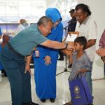 Kegiatan bakti sosial dan bakti kesehatan berlangsung di Lakesla Drs. Med. R. Rijadi S., Semampir, Surabaya, Senin (25/11/2024) | Sumber Foto: Dispen Koarmada II