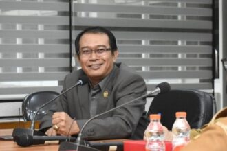 Anggota DPD RI, Pdt. Penrad Siagian | Foto: Eki Baehaki/Ist