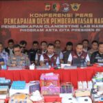 Konferensi pers ungkap kasus laboratorium narkotika di Kabupaten Bandung, Kamis (12/12/2024) | Sumber Foto: Polri