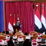 Presiden RI, Prabowo Subianto saat bertemu mahasiswa Indonesia yang tengah menempuh pendidikan di Universitas Al-Azhar, Kairo, Mesir, Rabu (18/12/2024) | Sumber Foto: BPMI Setpres