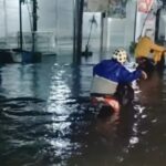 Tangkapan layar video banjir di kawasan Waru, Sidoarjo pada Selasa (24/12/2024) | net/Istimewa