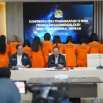 Konferensi pers penangkapan 12 WNA asal Vietnam yang diduga bekerja sebagai PSK di Jakarta | Sumber Foto: Hum Imigrasi