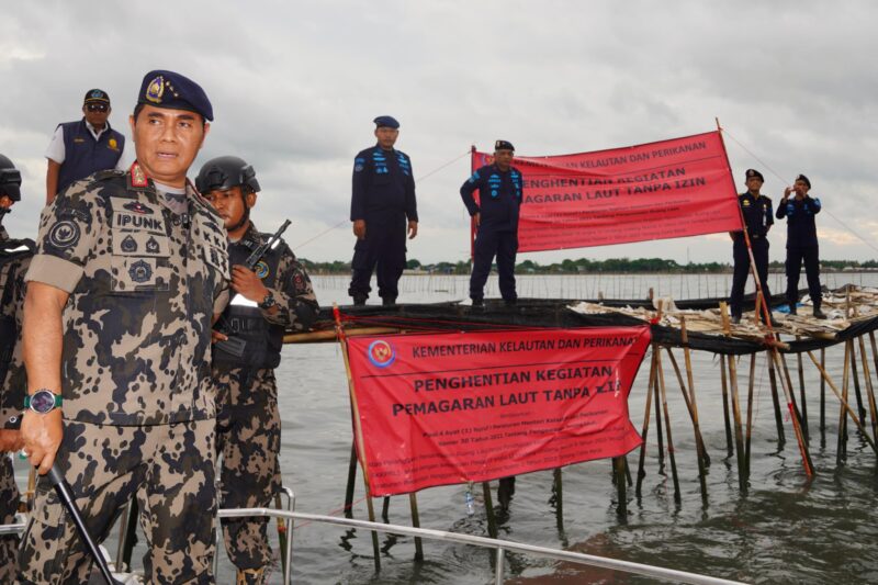 Direktur Jenderal PSDKP, Pung Nugroho Saksono, saat memimpin langsung penghentian kegiatan pada Kamis (9/1/2024) | Sumber Foto: dok. PSDKP KKP