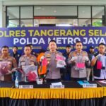 Konferensi pers ungkap kasus perampokan di SPBU kawasan Tangerang Selatan | Foto: dok. Hum Res Tangsel