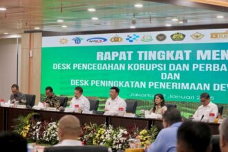 Konferensi pers Rapat Tingkat Menteri terkait Desk Koordinasi Pencegahan Korupsi dan Perbaikan Tata Kelola di Gedung Utama Kejaksaan Agung, Jakarta, Kamis (2/1/2025) | Sumber Foto: dok. Kemenko Polkam