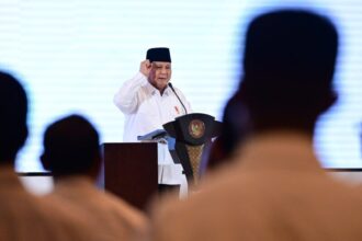 Presiden Prabowo Subianto memberikan pengarahan dalam acara "Musyawarah Nasional Konsolidasi Persatuan Kadin Indonesia" di Jakarta, Kamis (16/1/2025) | Sumber Foto: BPMI Setpres