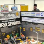 Lomba mading diikuti oleh karyawan dari 13 Sub Direktorat Perumda Surya Sembada Surabaya | Foto: Hum/Istimewa