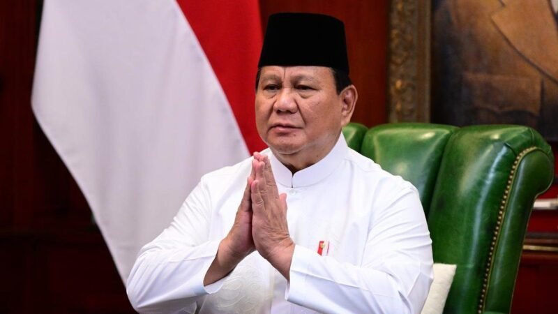 Presiden Prabowo Subianto menyampaikan ucapan Selamat Idulfitri 1446 H melalui video yang ditayangkan kanal YouTube Sekretariat Presiden, Minggu, 30 Maret 2025.