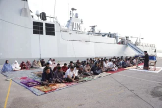 Momen Hari Raya IdulFitri 1 Syawal 1446 H di Dermaga Beirut, Lebanon, pada Minggu (30/03/2025) | Sumber Foto: Dispen Koarmada II