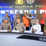 Konferensi pers ungkap kasus dugaan kekerasan seksual terhadap anak yang digelar di Mabes Polri, Jakarta Selatan, Kamis (13/3/2025) | Sumber Foto: Hum Polri