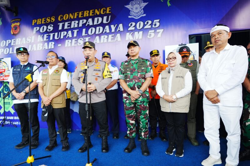 Peninjauan di Rest Area KM 57 (Tol Jakarta - Cikampek) pada Rabu (26/3/2025) | Sumber Foto: Hum Polri