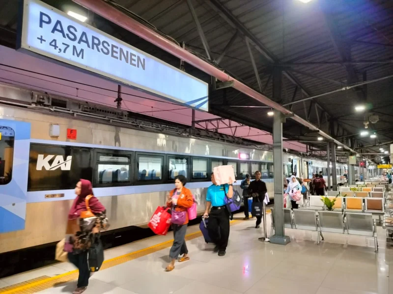 Ilustrasi: Pasar Senen Jakarta Pusat | Sumber Foto: dok. Pr-KAI