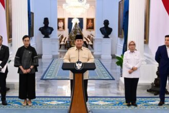 Presiden Prabowo Subianto, memberikan keterangan kepada awak media di Istana Merdeka, Jakarta, pada Selasa, 11 Maret 2025 | Foto: Biro Pers Setpres