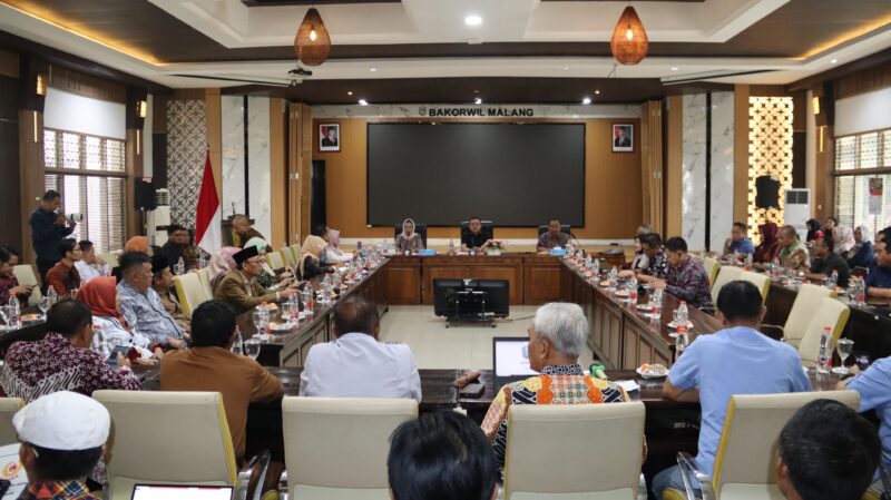 Rapat koordinasi dalam rangka mempersiapkan pelaksanaan Porprov IX Jawa Timur 2025 di Bakorwil Malang, Kamis (10/4/2025) | Foto: Dimas AP/Hum KONI Jatim