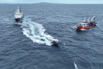 Ilustrasi pengawasan kapal perikanan di Laut Indonesia | Sumber Foto: dok. KKP