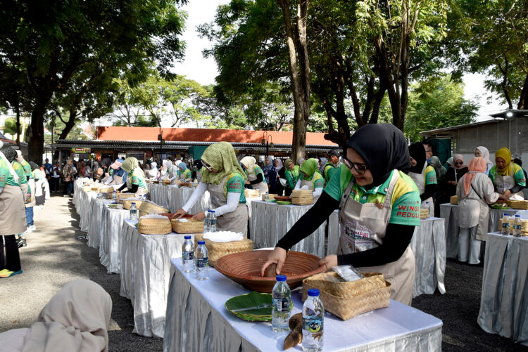 Ladies Program menjadi salah satu rangkaian kegiatan Munas VII APRKSI 2025 di THP Kenjeran Surabaya, Jumat (9/5/2025) | Sumber Foto: Pemkot Surabaya
