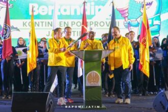 Pomprov III Jatim 2025 secara resmi dibuka di Lapangan Rektorat Unesa pada Rabu (28/5/2025) malam | Sumber Foto: Bapomi Jatim/DAP