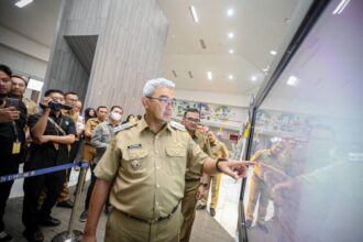 Program ini secara resmi diluncurkan oleh Wali Kota Bandung, Muhammad Farhan, di MPP Kota Bandung, Jalan Cianjur, Selasa (4/6/2025) | Sumber Foto: dok. Pemkot Bandung