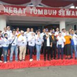 Acara pelepasan Kontingen Kota Surabaya yang akan berlaga dalam Porprov Jawa Timur IX 2025, yang digelar di Halaman Balai Kota Surabaya, Jumat (13/6/2025) | Foto: Dimas AP/Bicaraindonesia.id