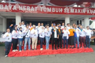 Acara pelepasan Kontingen Kota Surabaya yang akan berlaga dalam Porprov Jawa Timur IX 2025, yang digelar di Halaman Balai Kota Surabaya, Jumat (13/6/2025) | Foto: Dimas AP/Bicaraindonesia.id