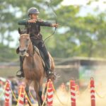 Cabang olahraga berkuda memanah pada ajang Porprov IX Jawa Timur Tahun 2025 | Foto: Dimas AP/BI
