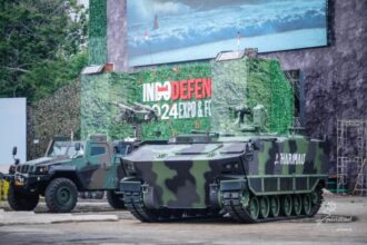 Kendaraan unggulan produksi Pindad ditampilkan di area outdoor Live Demo Indo Defence 2025 Expo & Forum di JIEXPO Kemayoran | Sumber Foto: PT Pindad