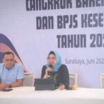 Kepala Cabang BPJS Kesehatan Surabaya, Hermina Agustin Arifin, dalam forum silaturahmi bertajuk “Cangkruk Bareng Media” di Surabaya Jumat (20/6/2025) | Foto: Ariandi K/BI