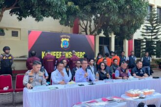 Ungkap kasus Tindak Pidana Perdagangan Orang (TPPO) dan Narkoba dalam konferensi pers yang digelar di halaman Mapolda Sumatra Utara, Kamis, 19 Juni 2025 | Sumber Foto: Polri