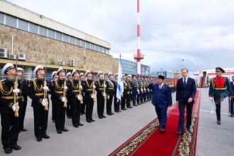 Presiden Republik Indonesia, Prabowo Subianto tiba di Bandara Internasional Pulkovo, St. Petersburg, Federasi Rusia, Rabu, 18 Juni 2025, sekitar pukul 17.50 waktu setempat | Sumber Foto: Biro Pers Setpres