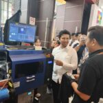 Wakil Gubernur Jawa Timur, Emil Elestianto Dardak saat hadir dan membuka Surabaya Printing Expo (SPE) 2025, di Grand City Convex, Surabaya, Selasa (9/7/2025) | Foto: Ist/Dimas Ap