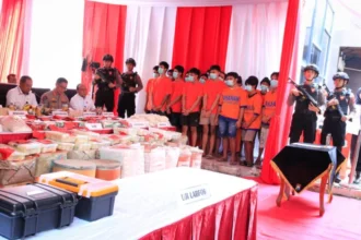Konferensi pers pemusnahan barang bukti narkoba di Markas Polda Jawa Timur, Rabu (9/7/2025) | Foto: Ariandi K/BI