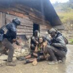 dok. Satgas Damai Cartenz saat melakukan penangkapan terhadap anggota KKB Male Telenggen di Puncak Jaya, Papua Tengah | Sumber Foto: Hum Satgas ODC 2025