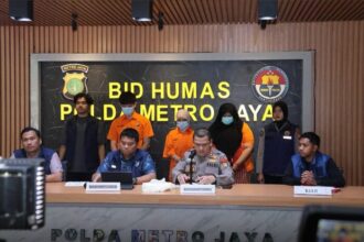 dok. Konferensi pers ungkap kasus love scamming di Gedung Bidhumas Polda Metro Jaya, Kamis (3/7/2025) | Sumber Foto: Hum Polda Metro Jaya