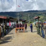 Prosesi ikrar setia berlangsung secara khidmat di halaman Markas Koramil 1717-02/Sinak, Distrik Sinak, Kabupaten Puncak, Papua Tengah, Rabu (9/7/2025) | Sumber Foto: Hum Satgas ODC 2025