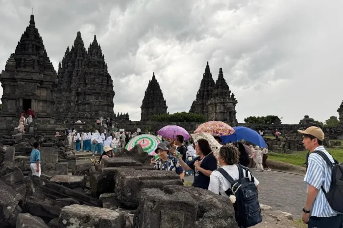 dok. Candi Prambanan terletak di perbatasan antara Daerah Istimewa Yogyakarta (DIY) dan Jawa Tengah | Sumber Foto: Kemenpar RI