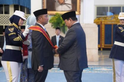 Presiden Prabowo Subianto menganugerahkan Tanda Kehormatan Republik Indonesia kepada para tokoh di Istana Negara, Jakarta, Senin, 25 Agustus 2025 | Foto: Biro Pers Setpres
