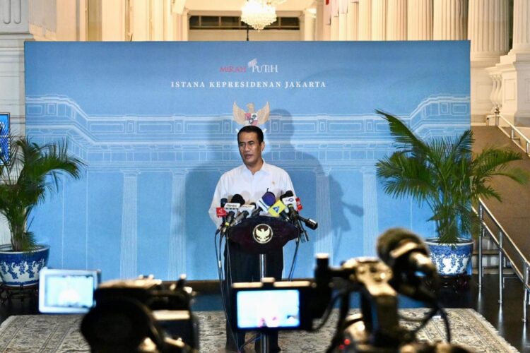 Menteri Pertanian Amran Sulaiman, memberikan keterangan kepada awak media usai mengikuti rapat terbatas di Istana Merdeka, Jakarta, Rabu, 30 Juli 2025 (Foto: dok. Biro Pers Setpres)