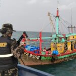 KKP mengamankan satu kapal ikan asing yang melakukan penangkapan ikan secara ilegal di perairan Selat Malaka, Selasa (29/7/2025) | Foto: dok. PSDKP KKP