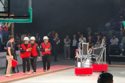 Tim robot ITS dalam final ABU Robocon 2025 di Ulaanbaatar, Mongolia, Minggu (24/8/2025) | Sumber Foto: Hum ITS